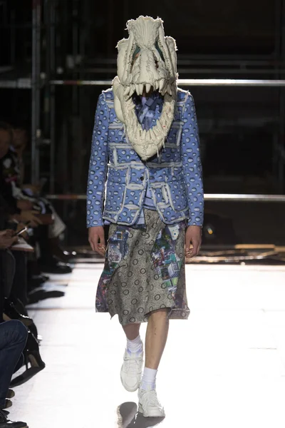 Look 2